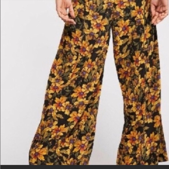 Free people floral wide leg size 8 - Picture 7 of 7